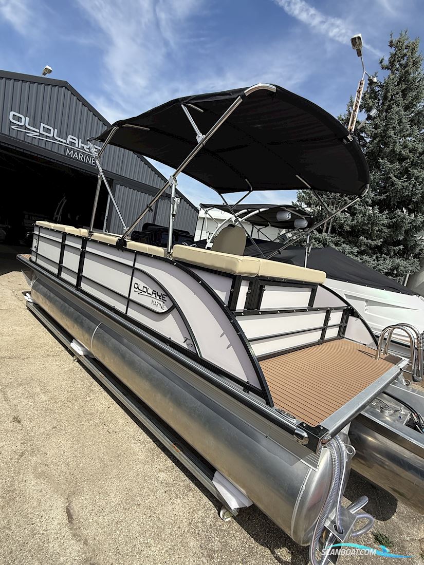 Old Lake Marine T21 Pontoon
