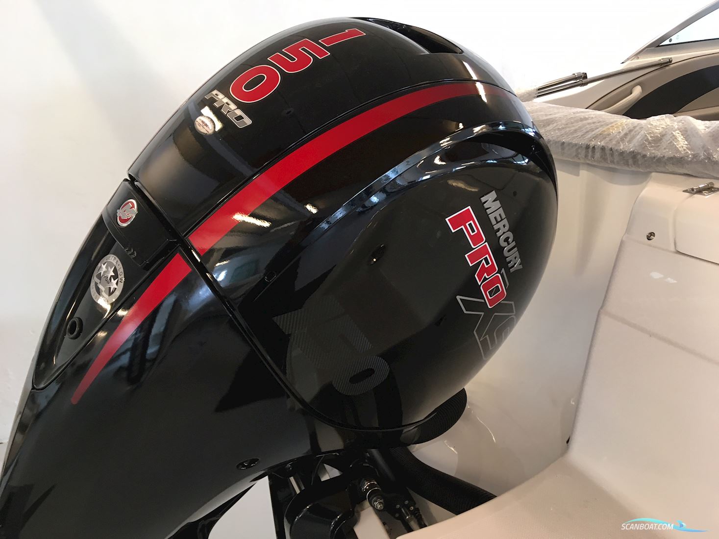 Olympic 580 Bowrider Med Mercury 115 hk CT