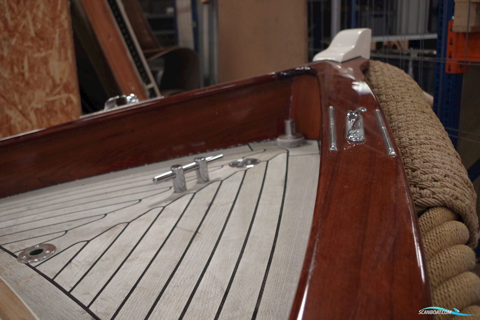 One-Off Wajer Captains Launch