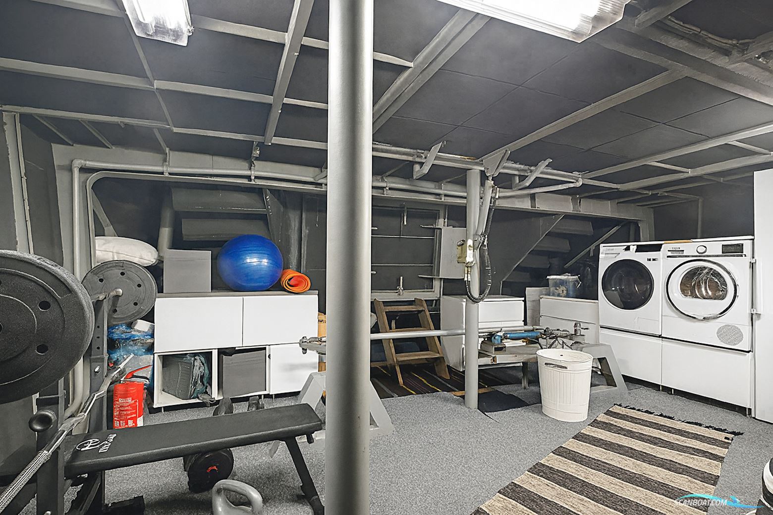 OneOff 92 - Lady Marjan