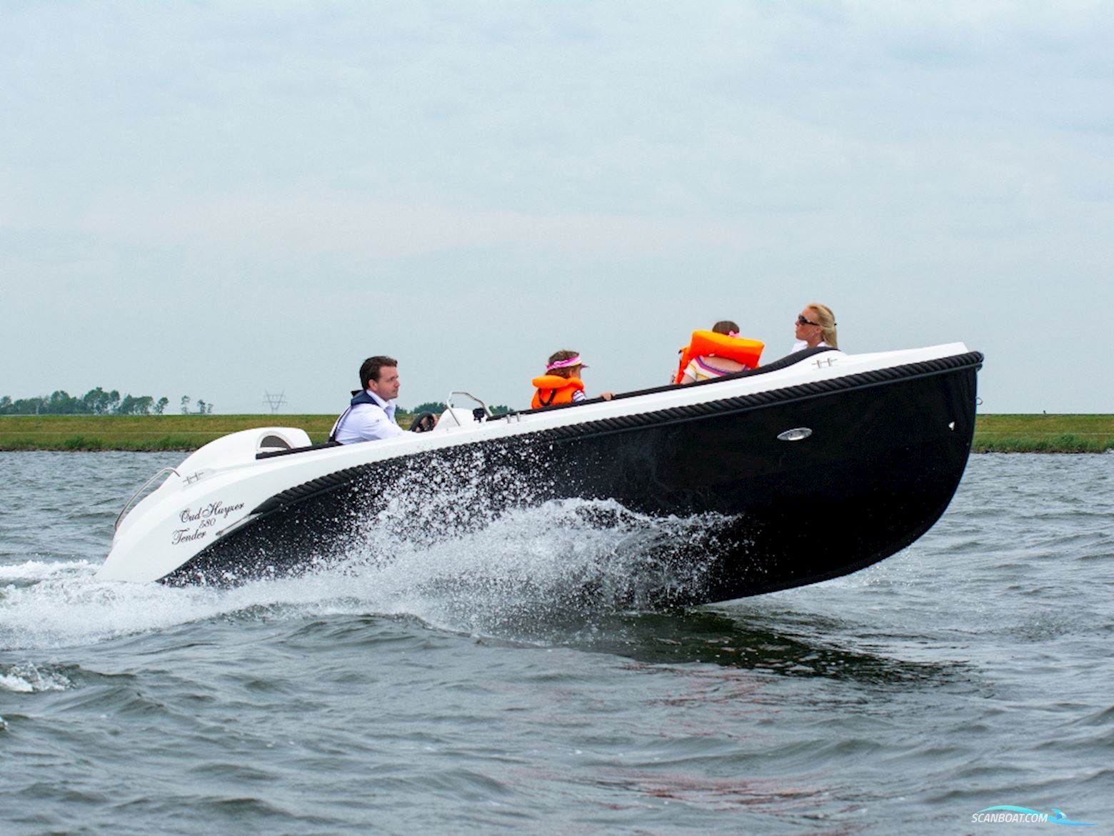 Oud Huijzer 580 Tender