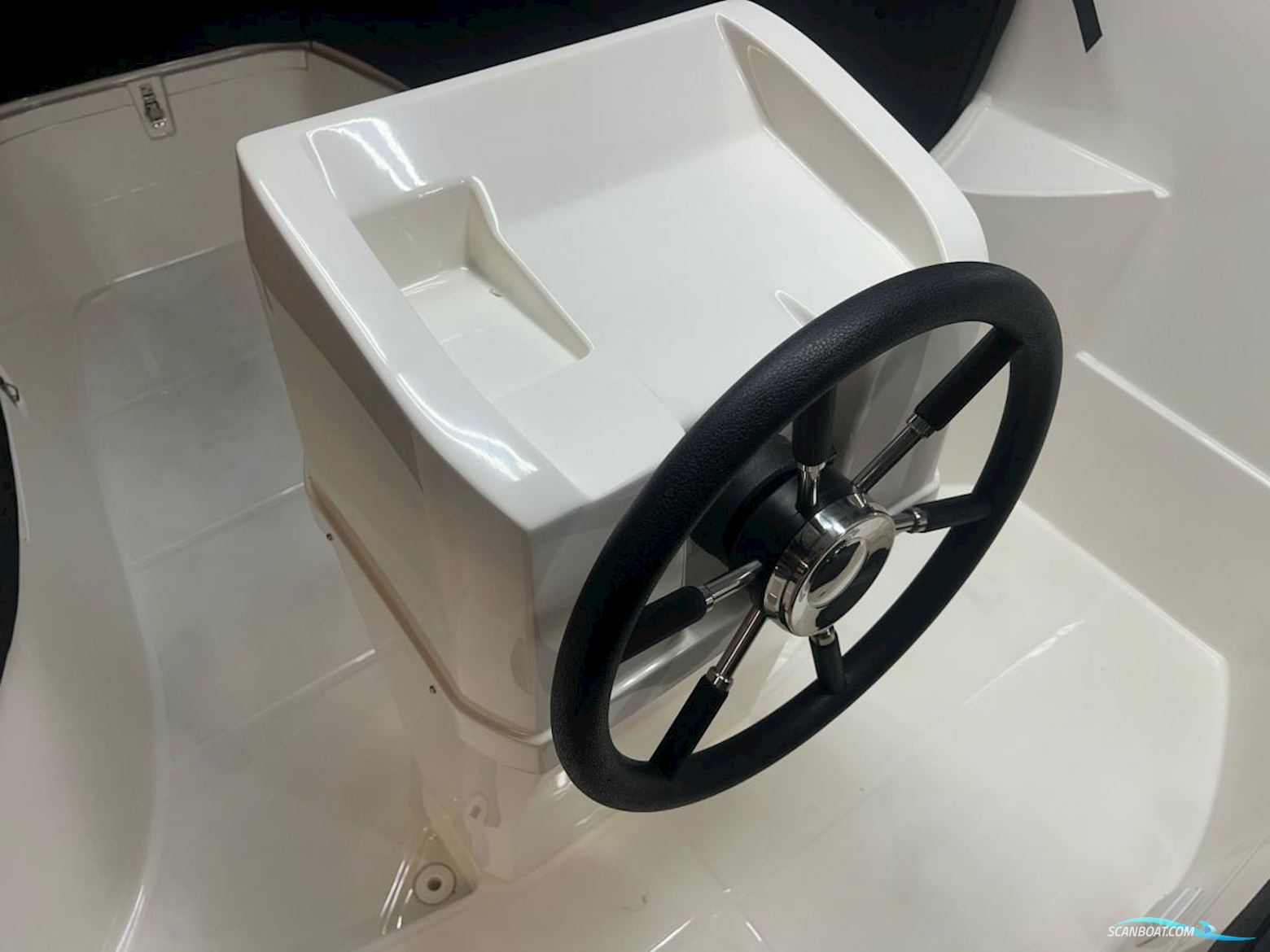 Oud Huijzer 616 Tender nieuw overjarig!