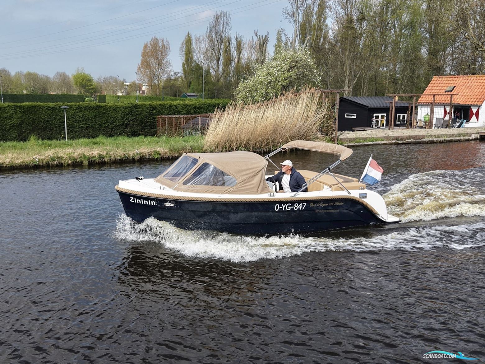 Oud Huijzer 616 Tender