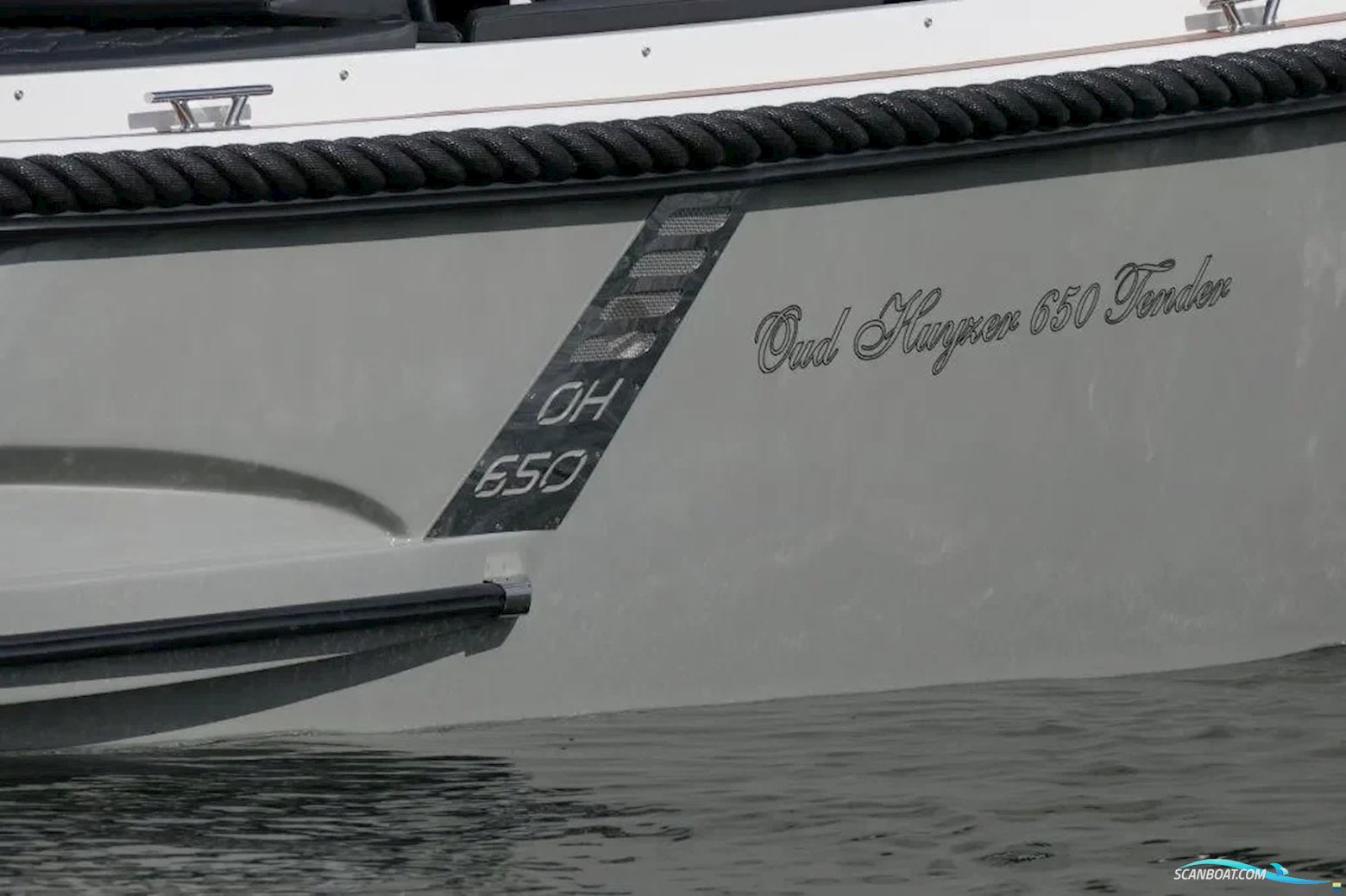 Oud Huijzer 650 Tender