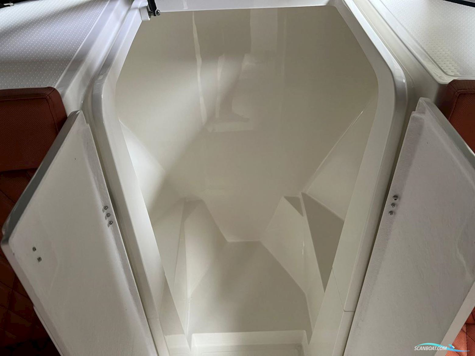 Oud Huijzer 740 Tender