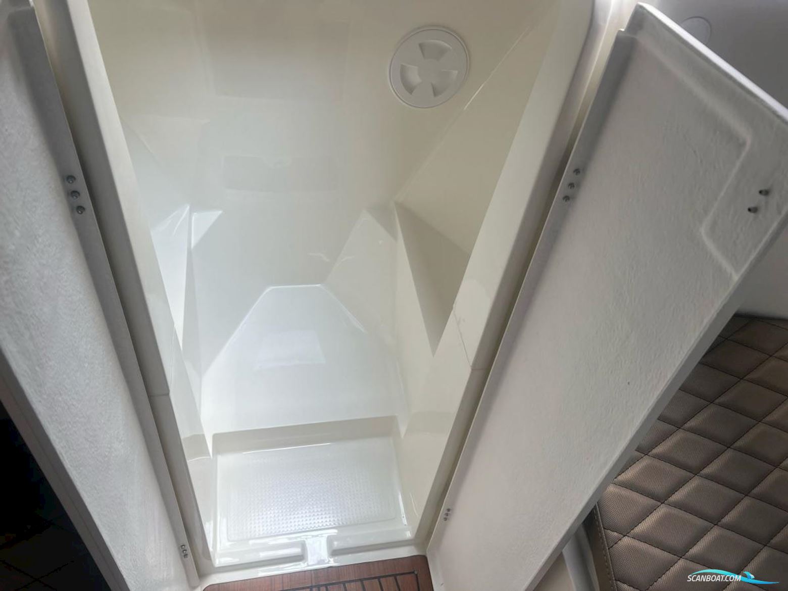 Oud Huijzer 740 Tender