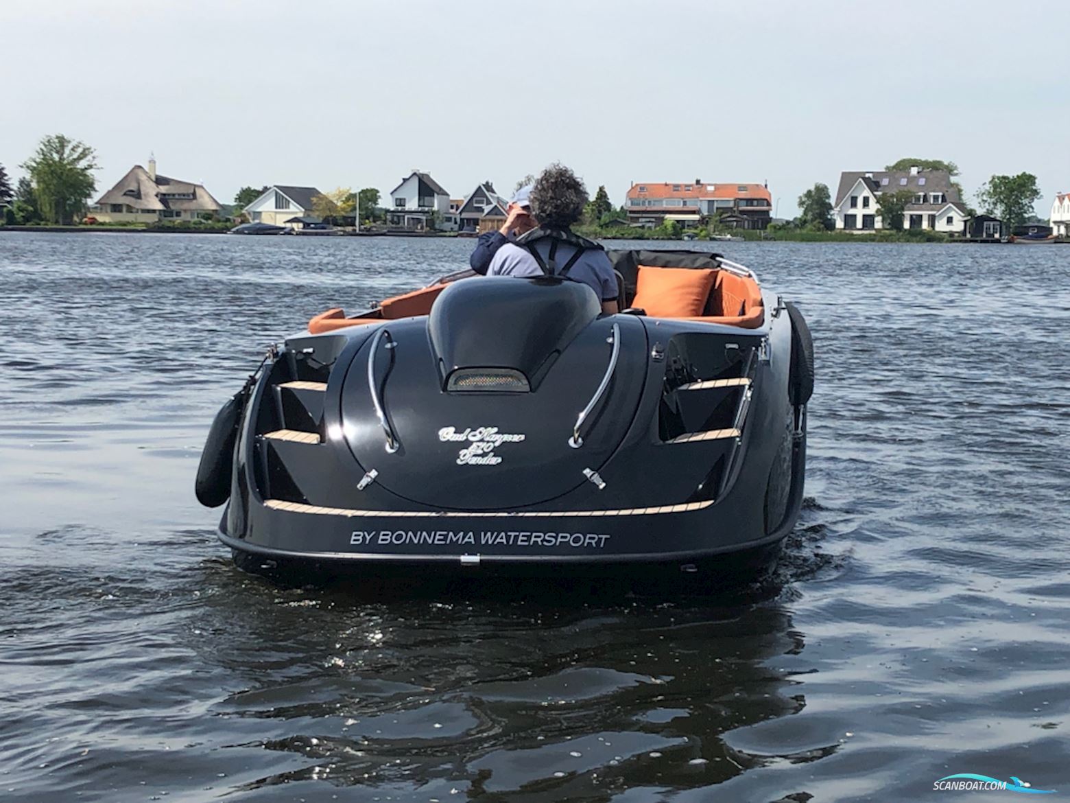 Oudhuijzer 580 Tender Jubileum, nu Met Gratis Tohatsu 20 pk