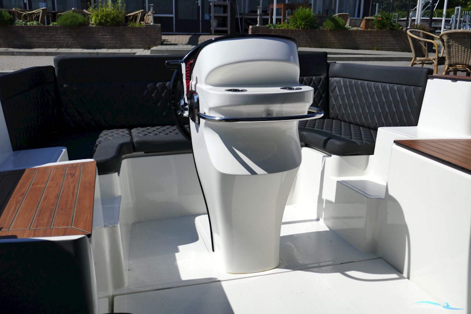 Oudhuijzer 740 Tender Met Afsluitbare Cabine Voor bv. Toilet