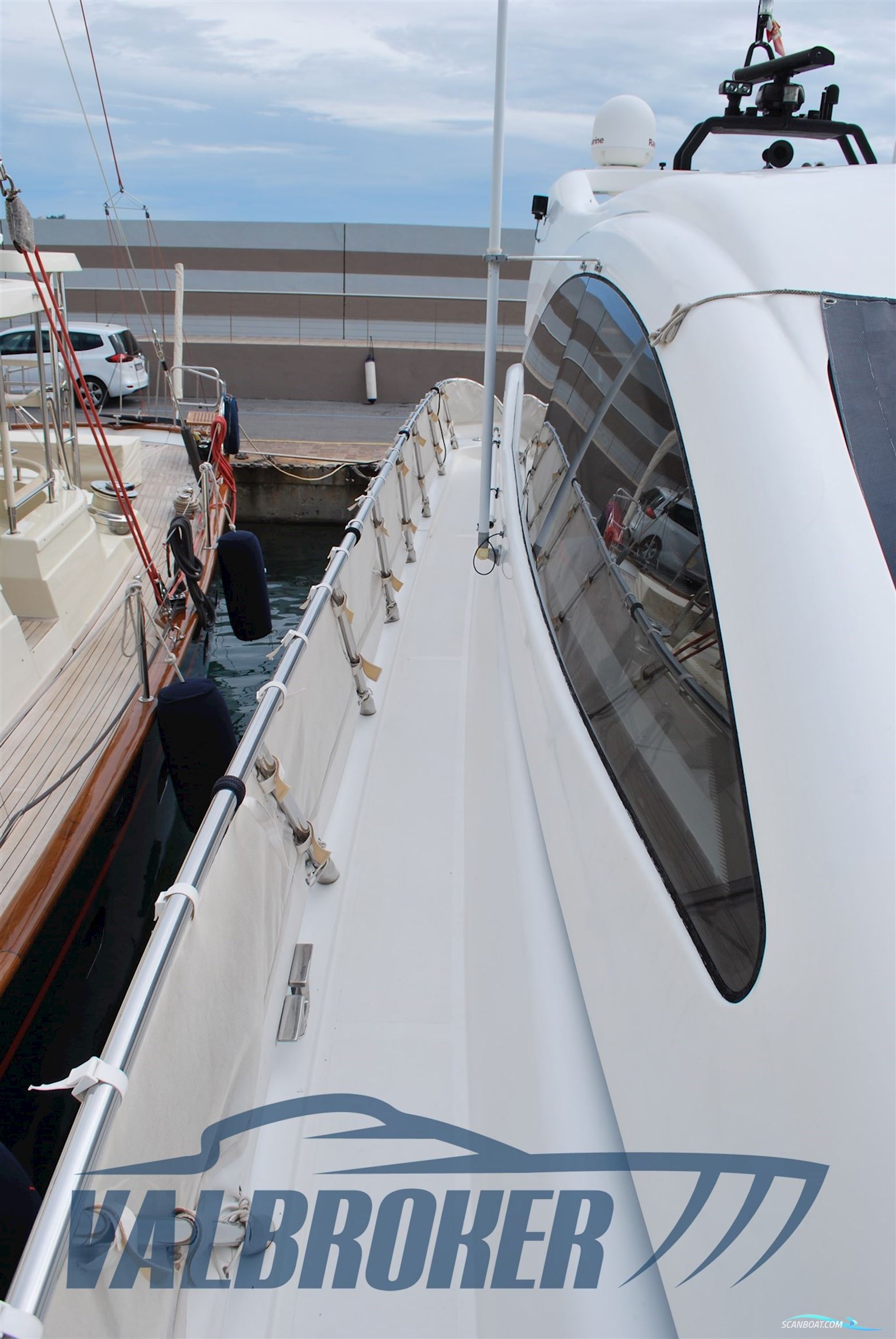 Overmarine Mangusta 72