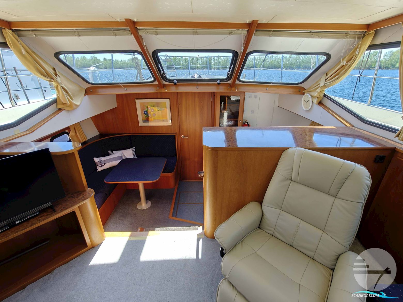 Pacific Allure 148