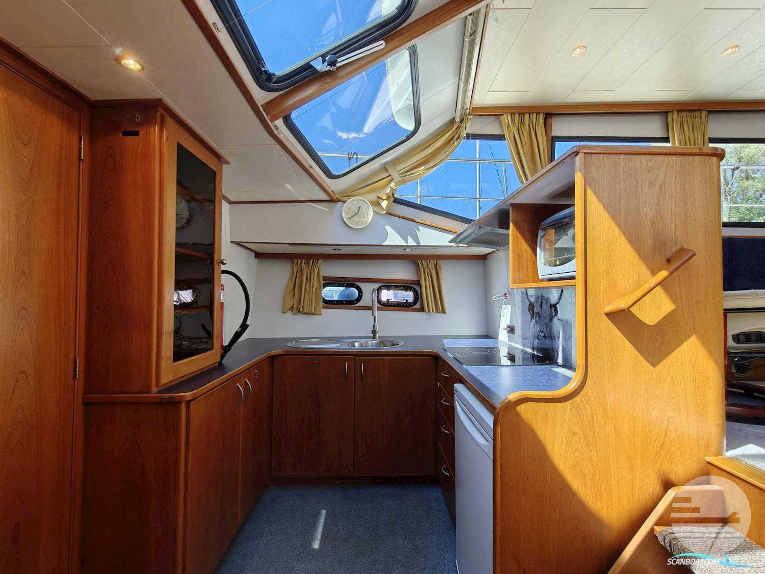 Pacific Allure 148