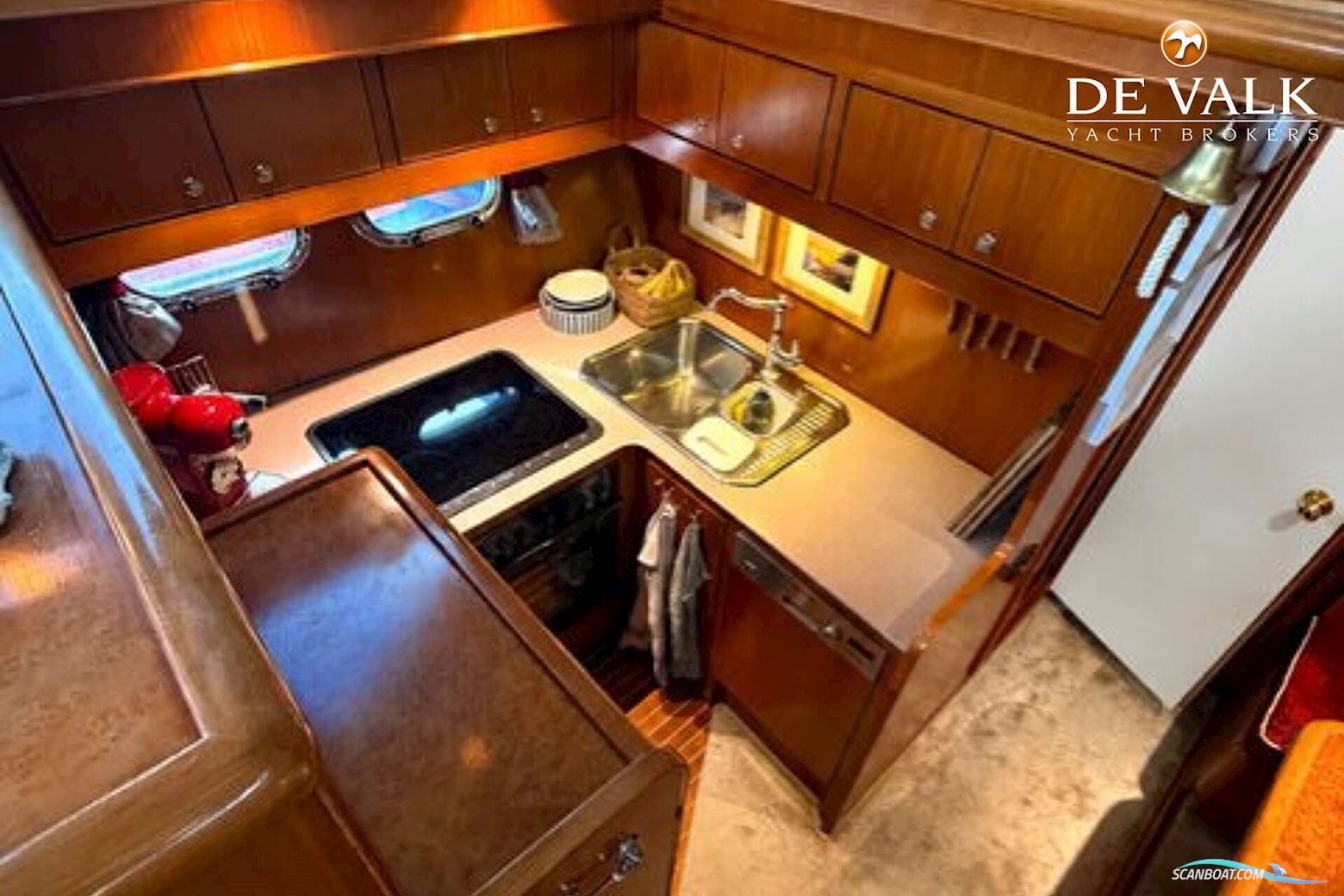 Pacific Horizon Motoryacht