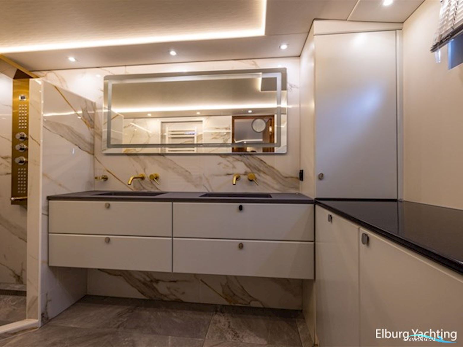 Pacific Pearl Fly 21.00  - CB  - Stabilizers 