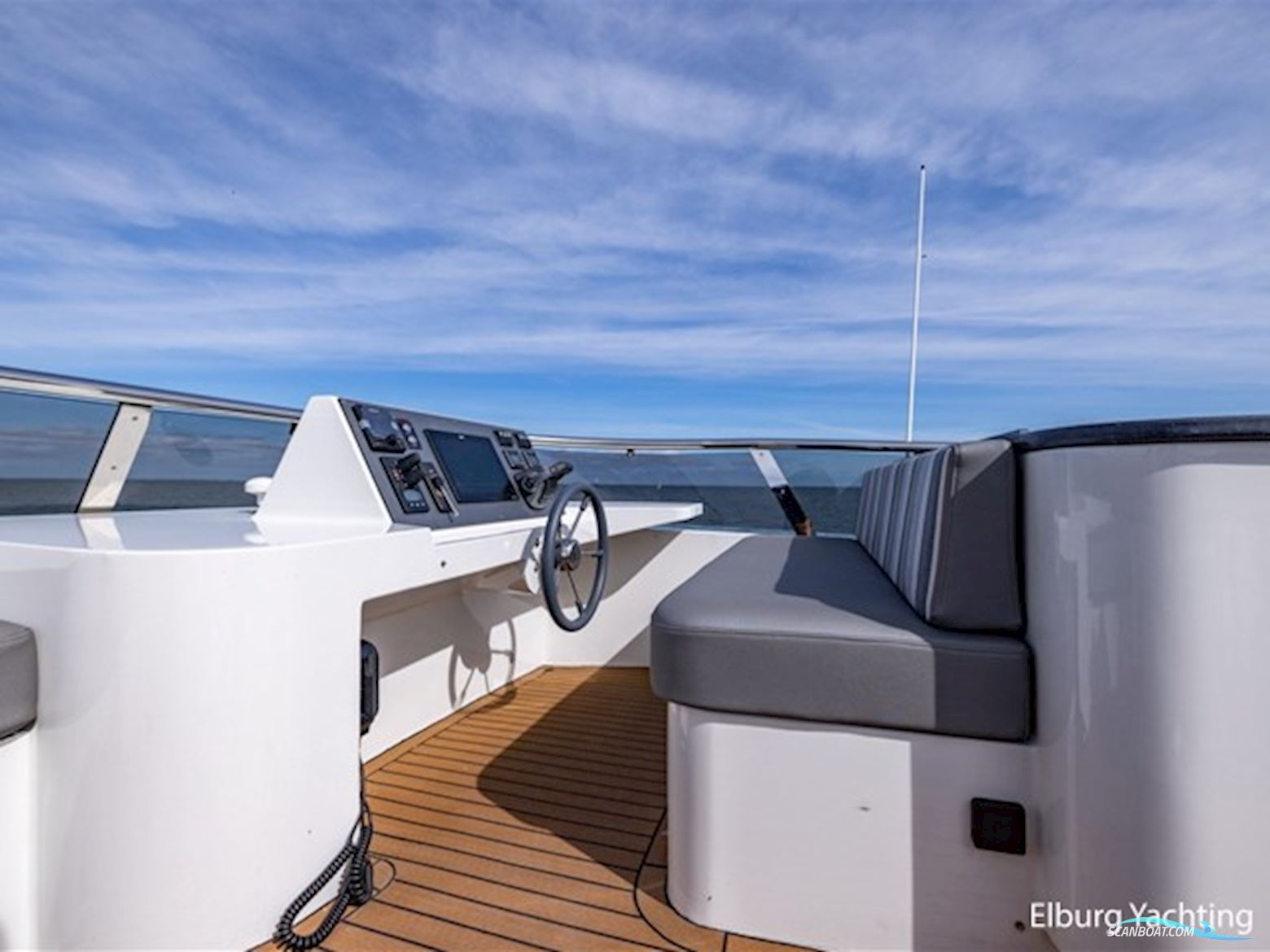 Pacific Pearl Fly 21.00  - CB  - Stabilizers 