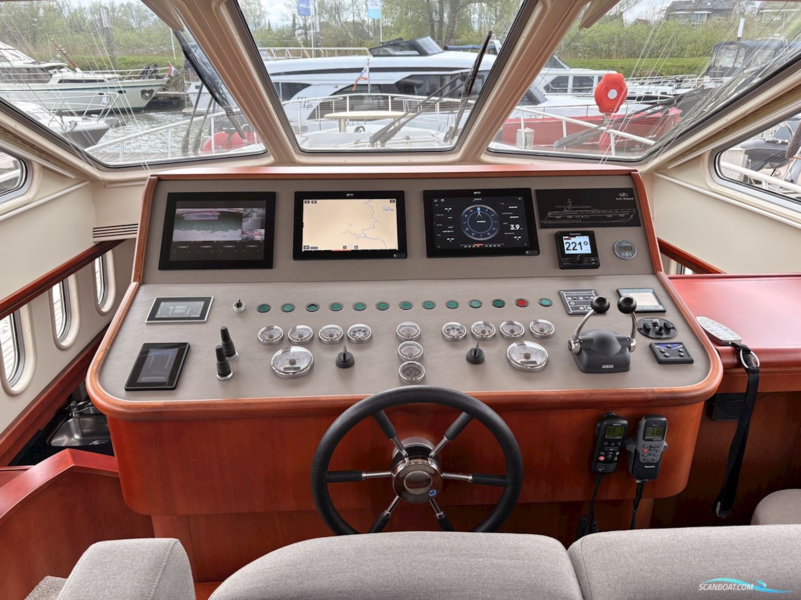 Pacific Prestige 190