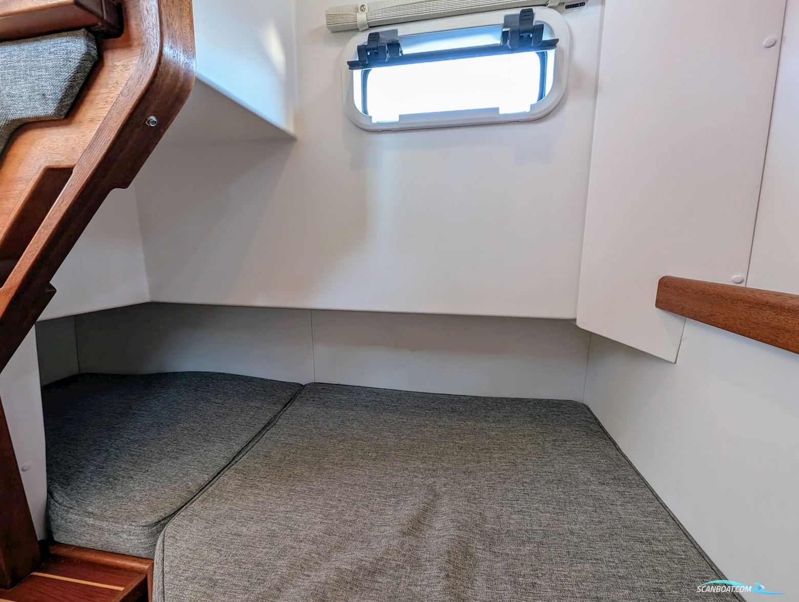 Paragon 31 Flybridge