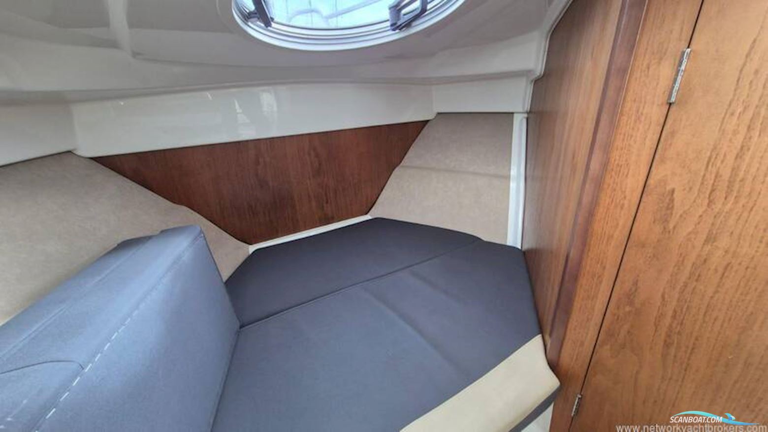 Parker 660 Weekender