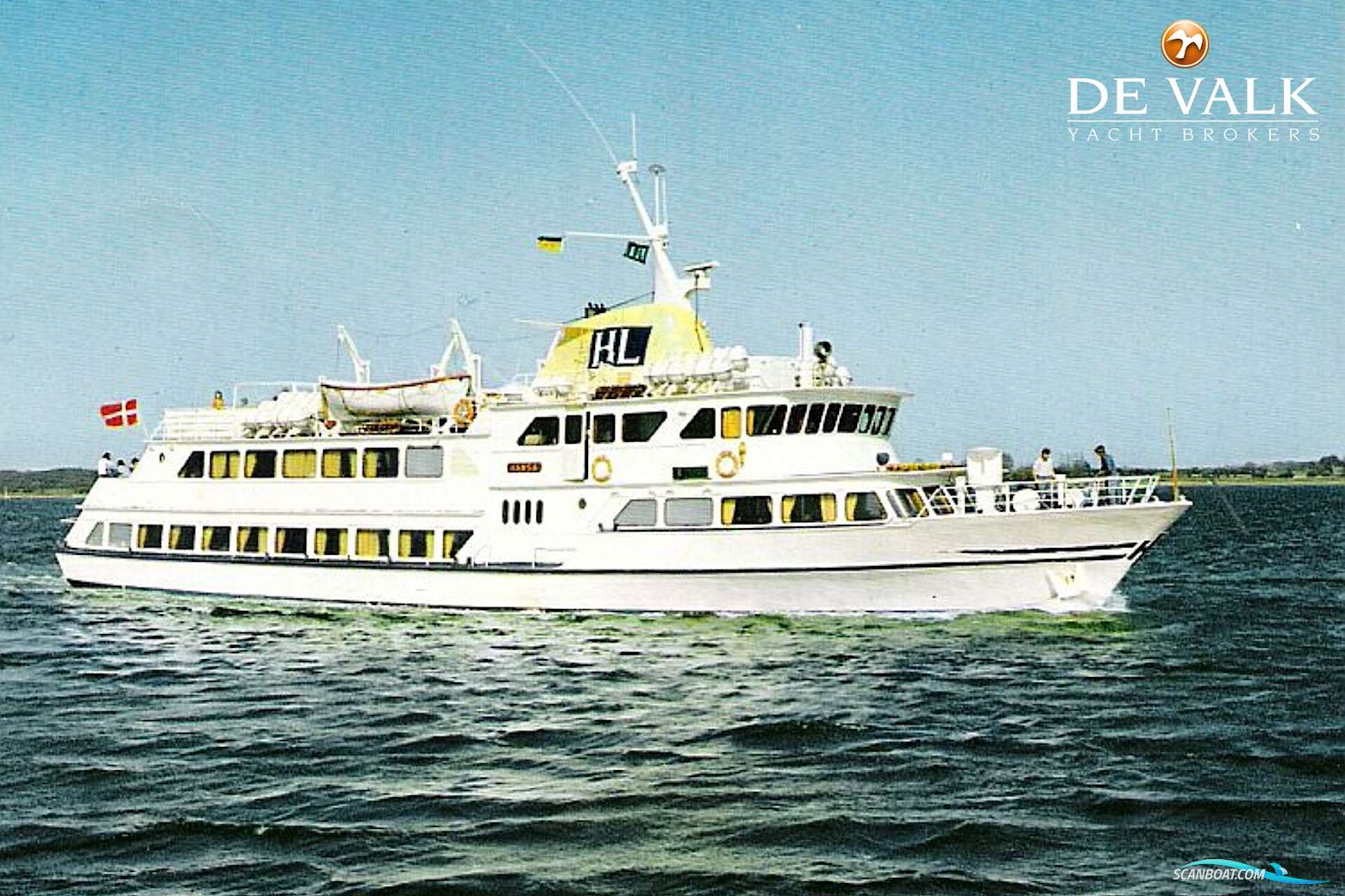 Passenger Vessel Minerva Motorbåd 1969, med Cummins motor, Sverige