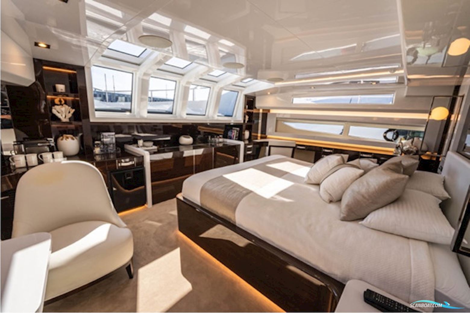 Pearl Yachts 95