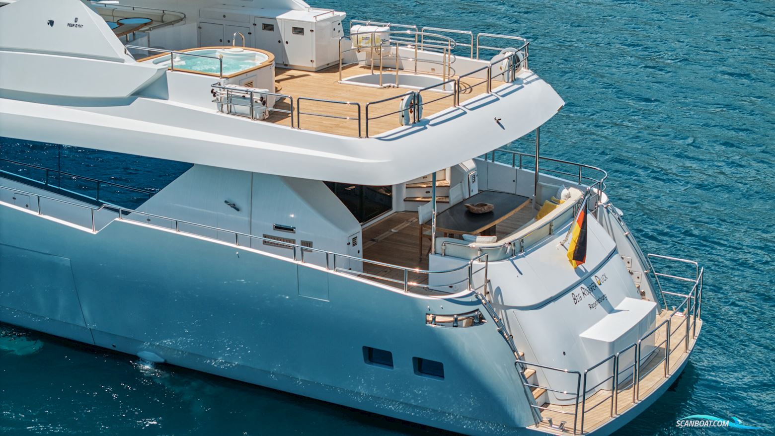 Peer Gynt Big Rubber Duck