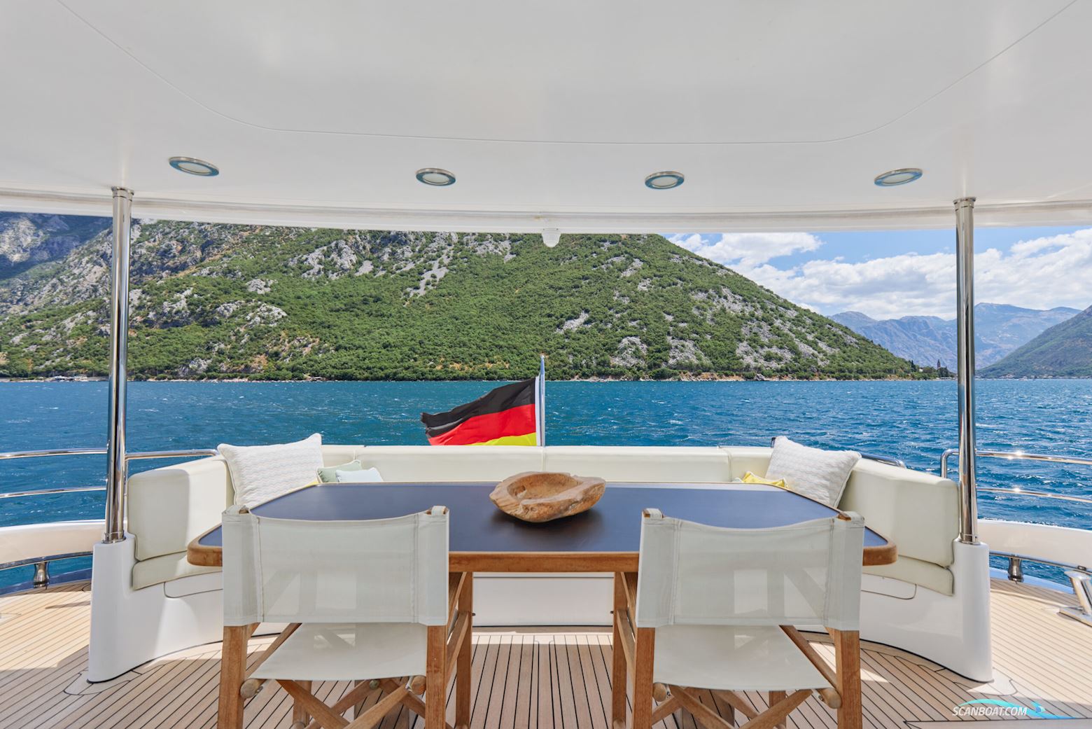 Peer Gynt Big Rubber Duck