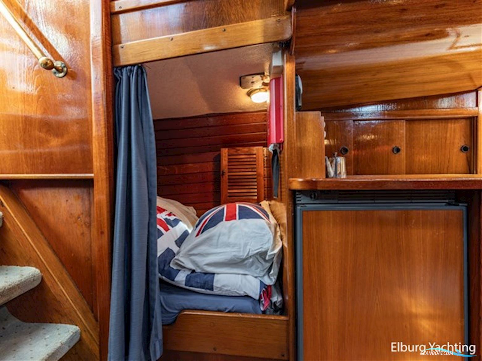 Pegasus II 16.71 - Vluchtschip