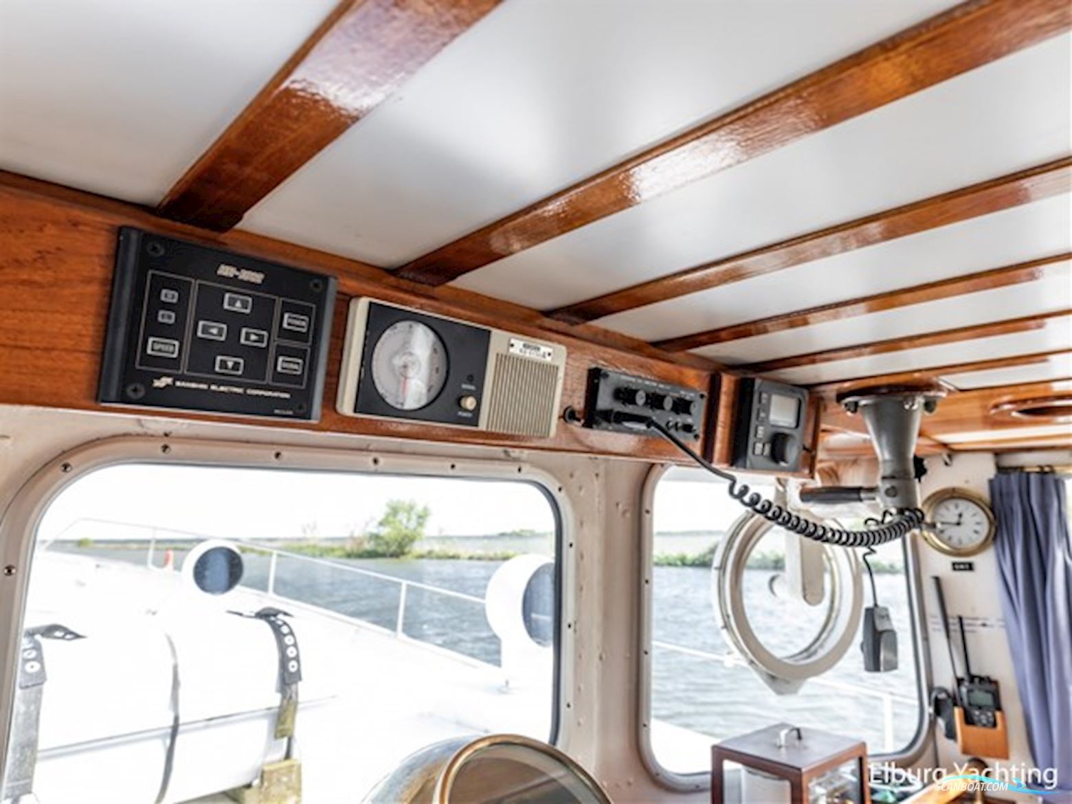 Pegasus II 16.71 - Vluchtschip