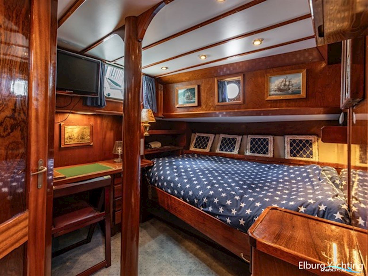 Pegasus II 16.71 - Vluchtschip