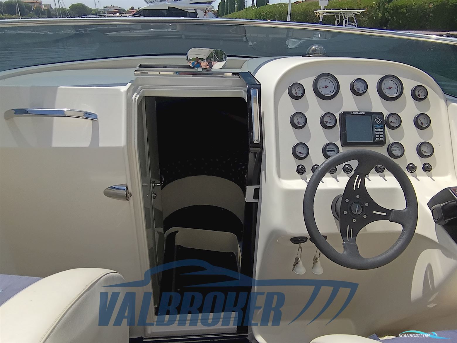 Performance Marine 807 Performance