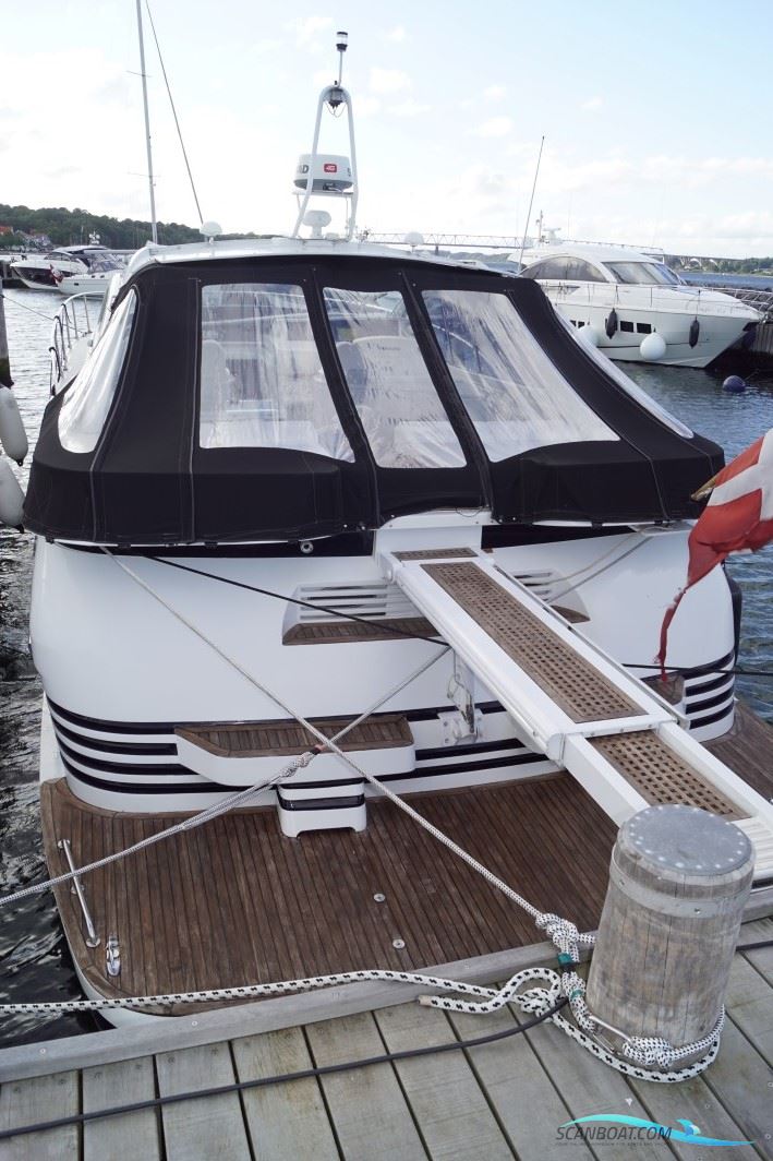 Pershing 54 - Unik Stand / Mint Conditon