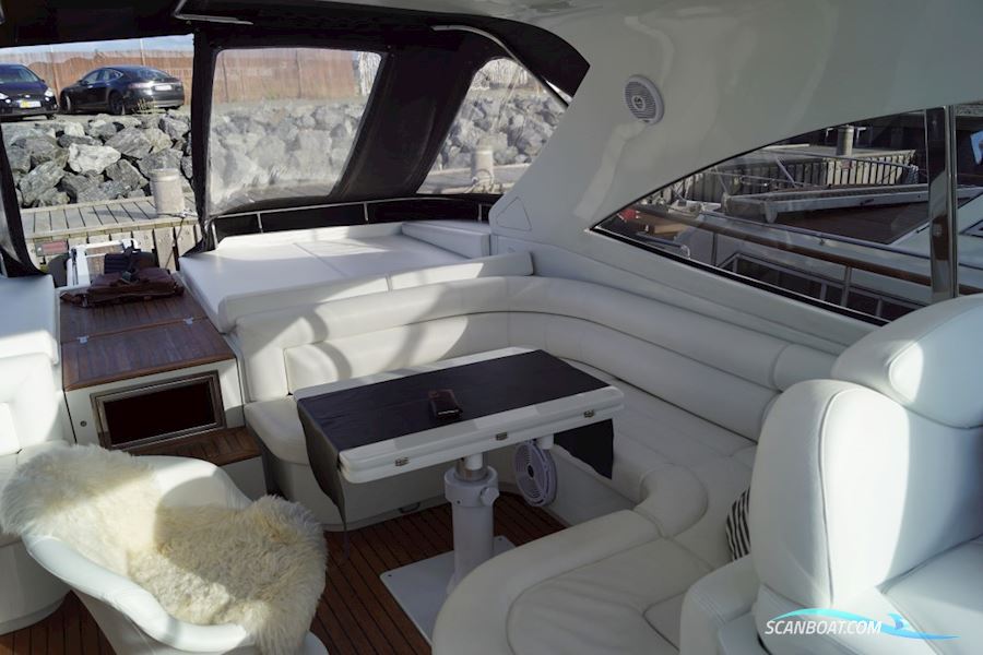 Pershing 54 - Unik Stand / Mint Conditon