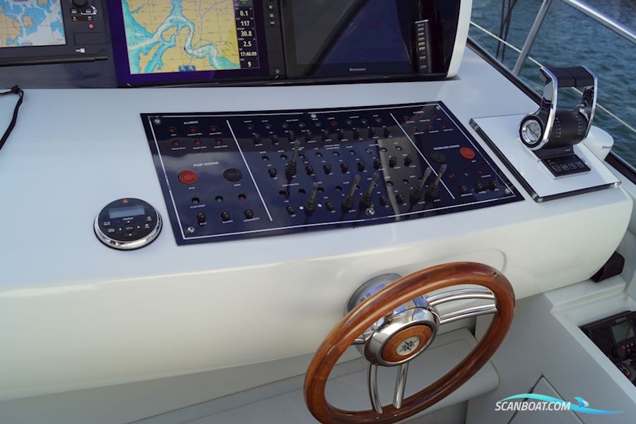 Pershing 54 - Unik Stand / Mint Conditon