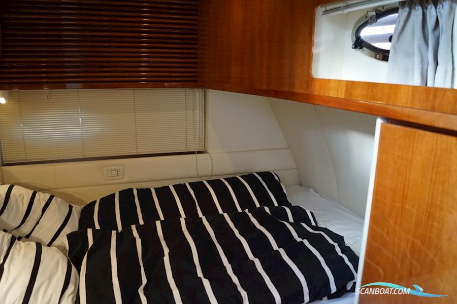 Pershing 54 - Unik Stand / Mint Conditon