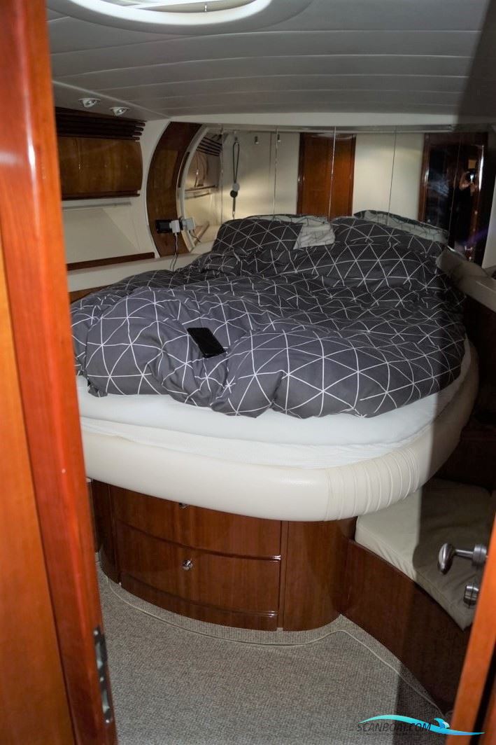 Pershing 54 - Unik Stand / Mint Conditon