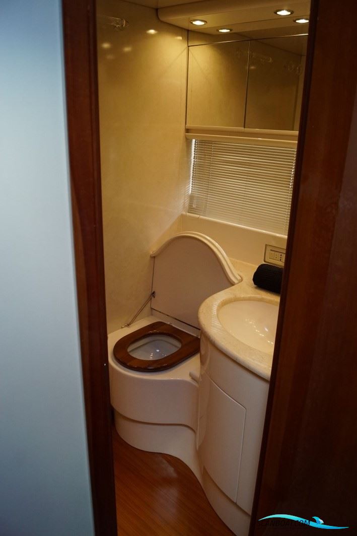 Pershing 54 - Unik Stand / Mint Conditon