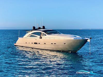 Pershing 76 Motorbåd 2005, med 2 Mtu 16V 2000 M91 + Arneson Drive motor, Italien