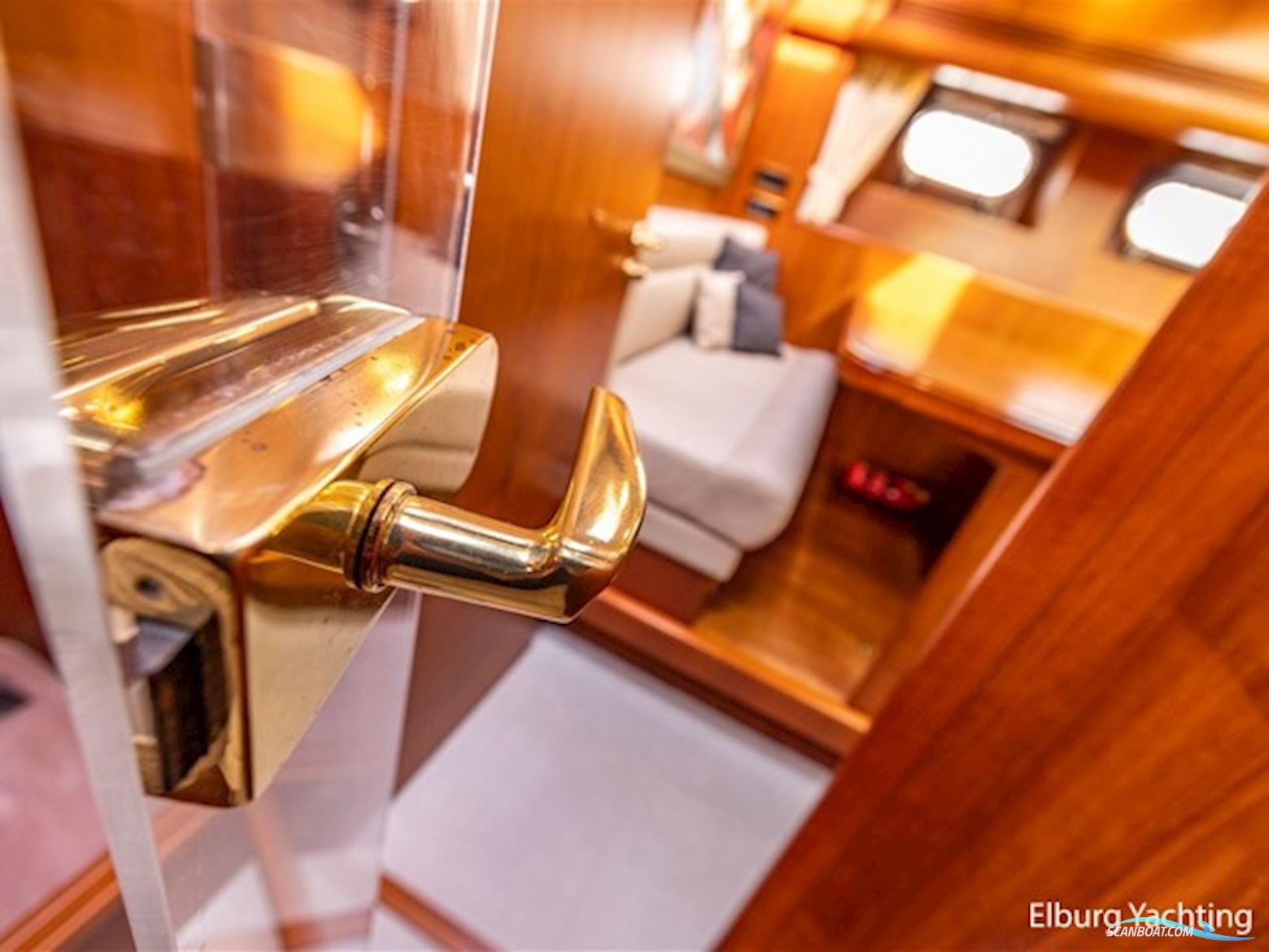 Pieter Beeldsnijder 60 - Explorer Yacht 