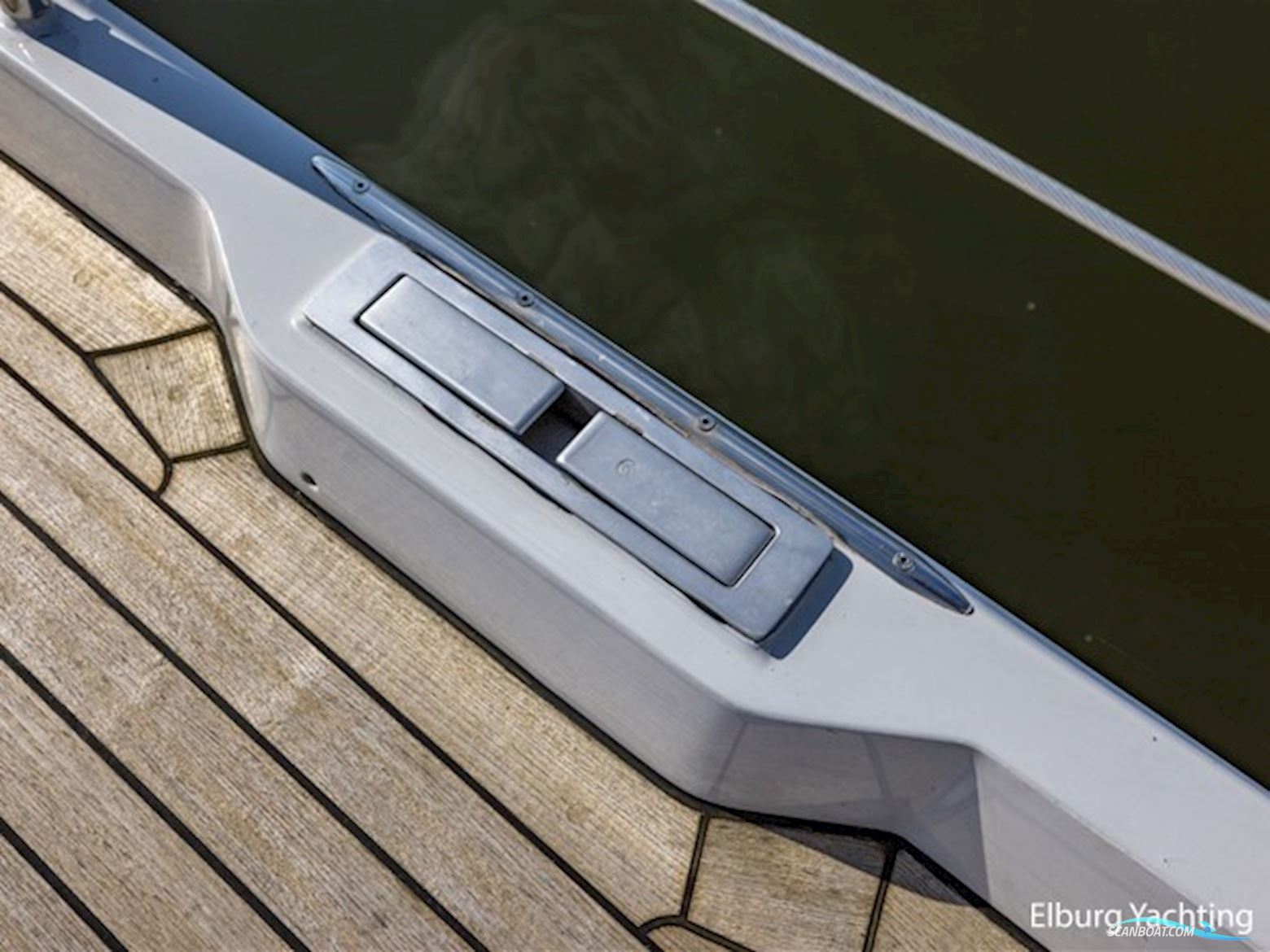 Pieter Beeldsnijder 60 - Explorer Yacht 