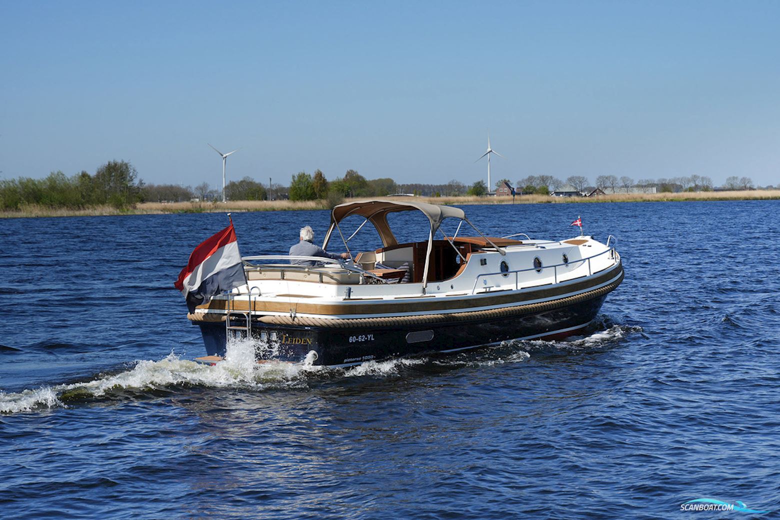 Pieterse 1050 Motorvlet