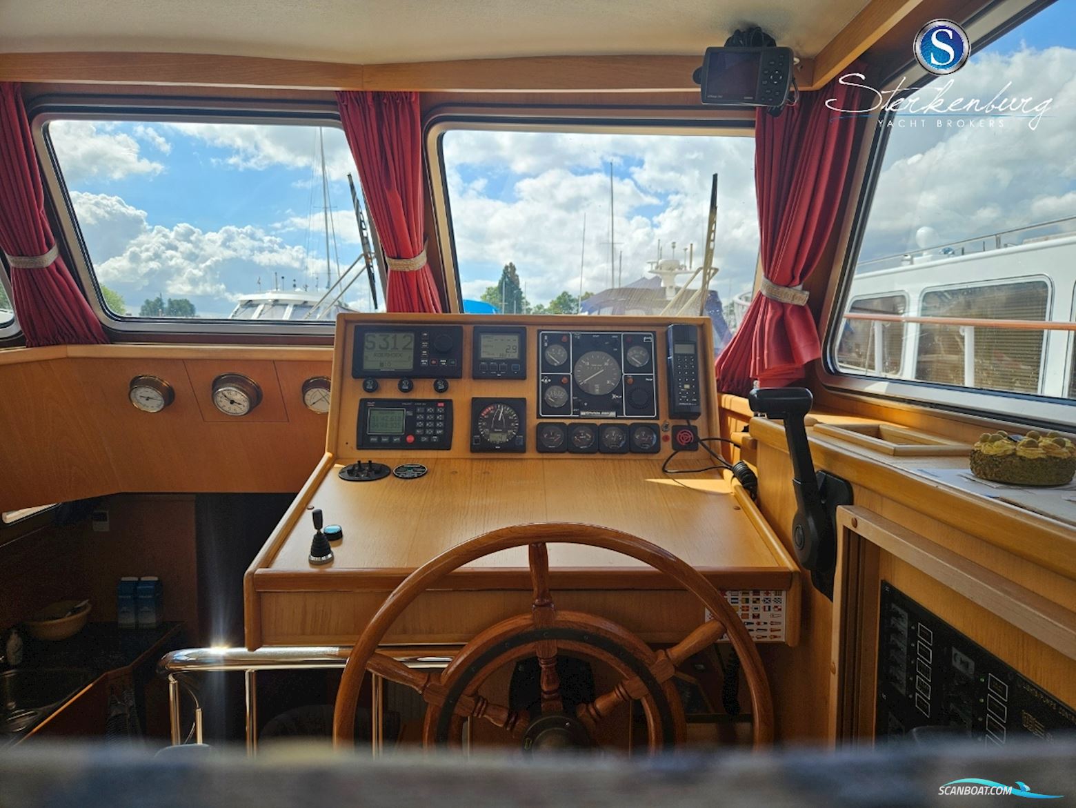 Pilot 44