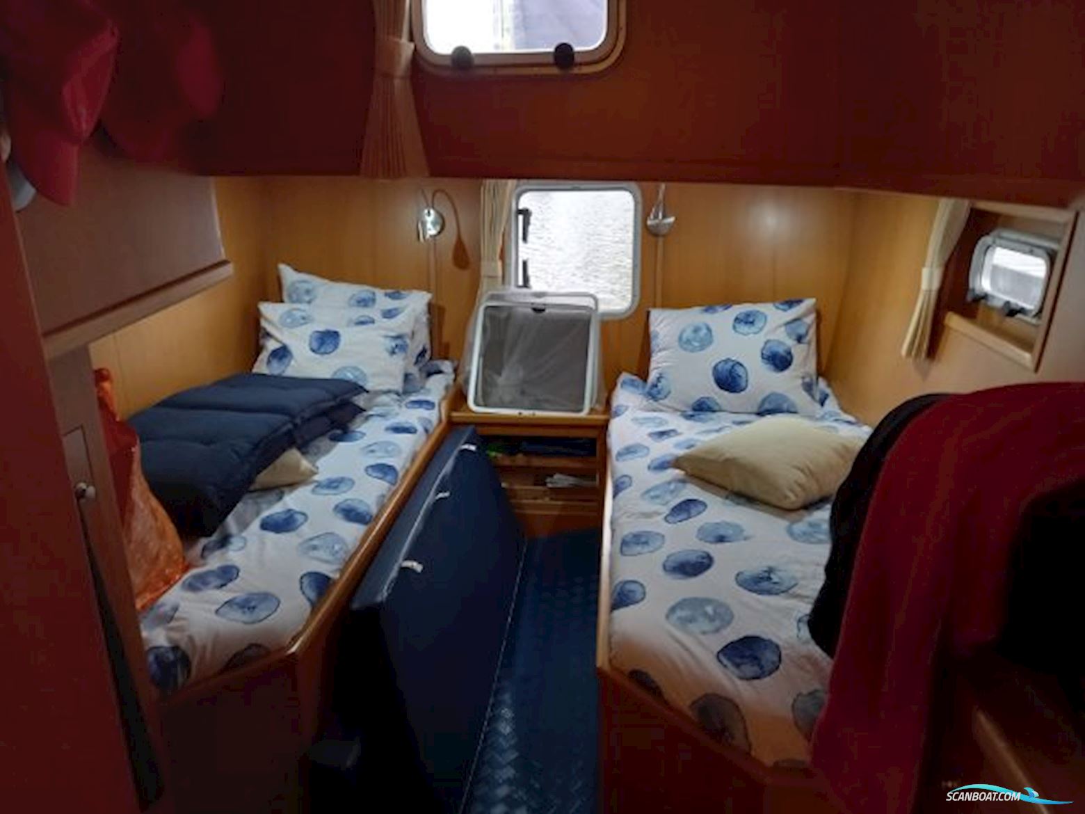 Pilot 44