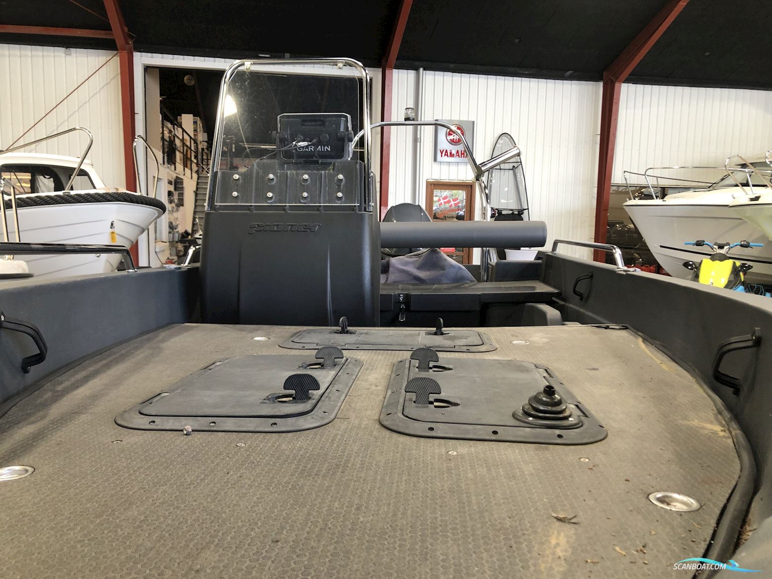 Pioner 14 Fisher Catch Edition-Garmin