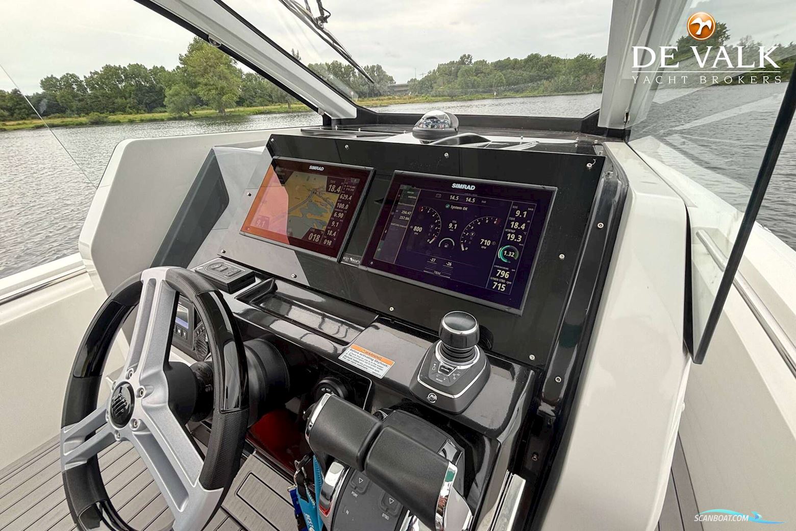 Pirelli 35 Outboard