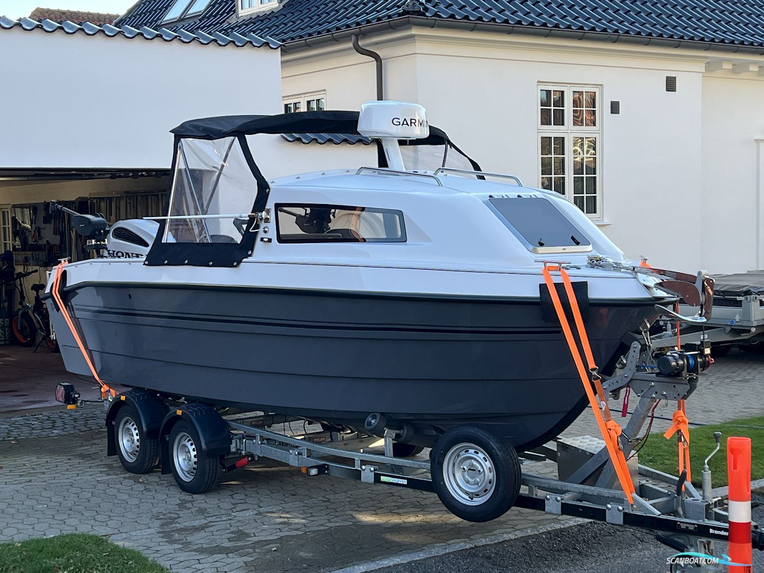 Poca 600 MK3 Med Hardtop og Honda BF 250 XU + BF 20 Lrt