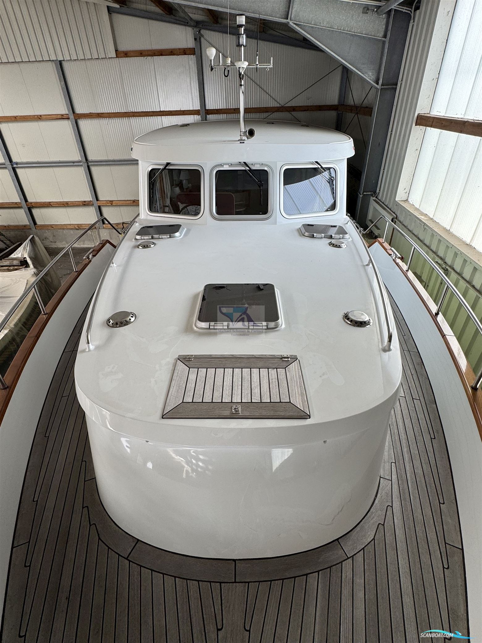 POLLARD Stavast Trawler 1200