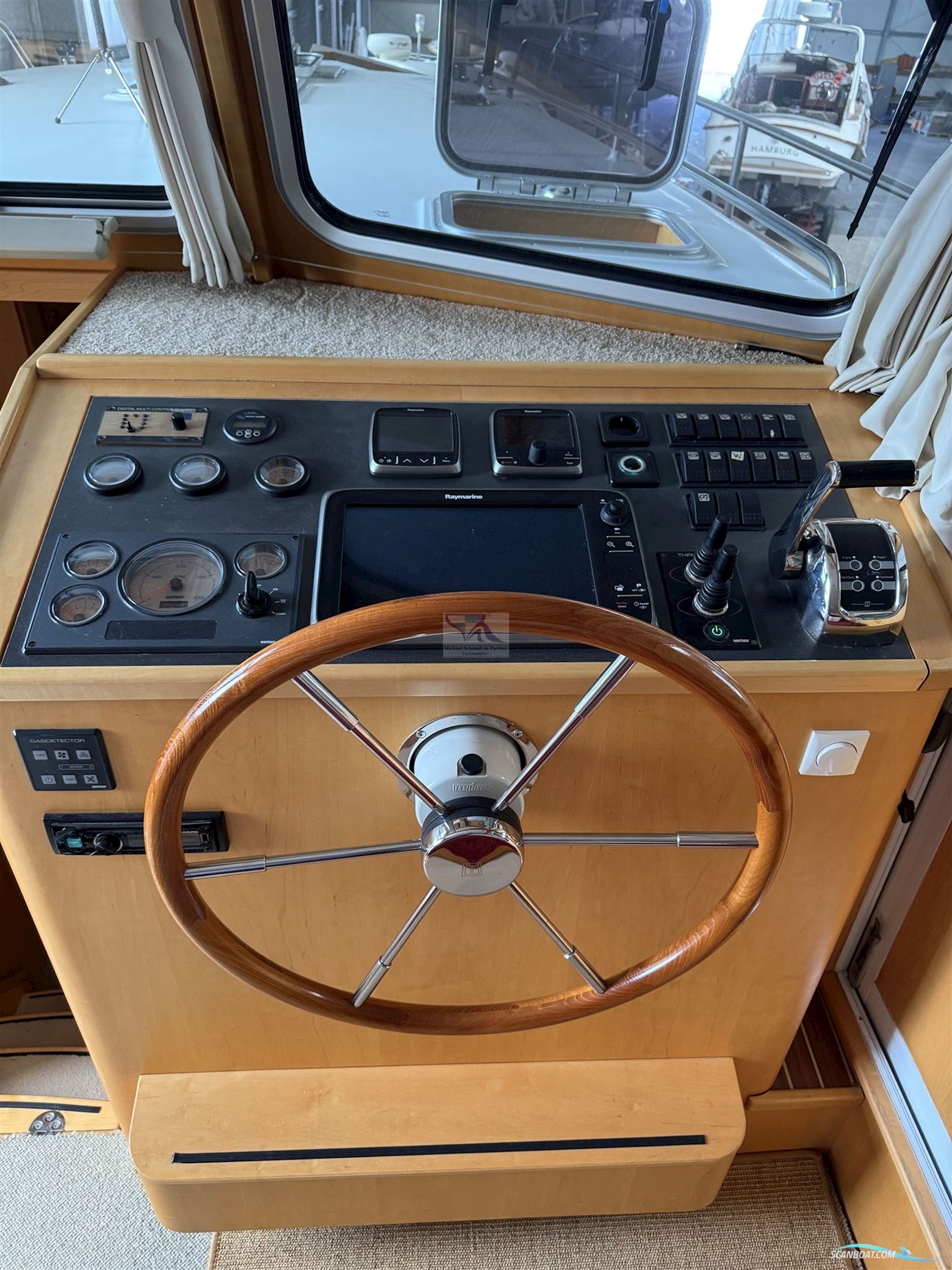 POLLARD Stavast Trawler 1200