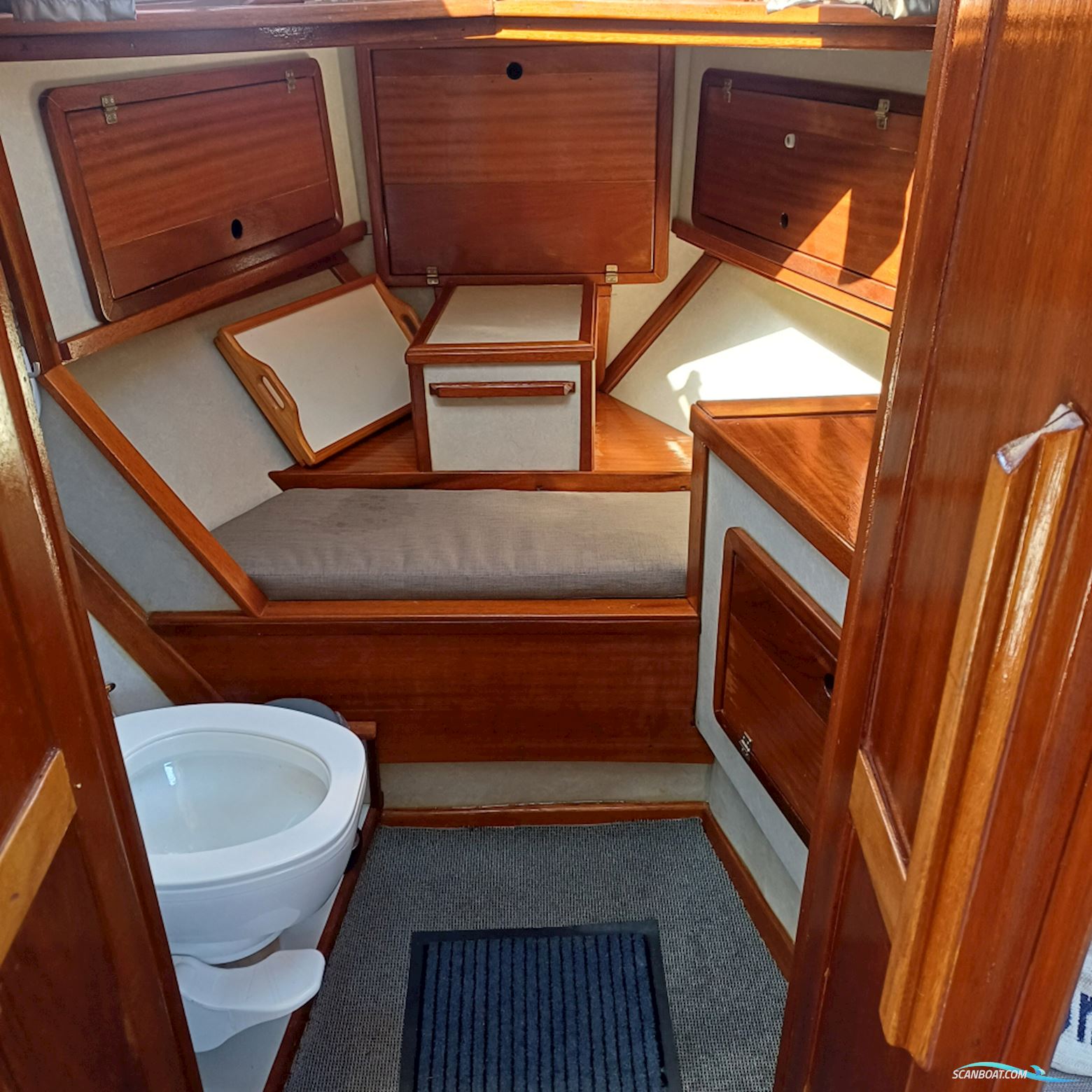 Polymore Alk Cabin sloep