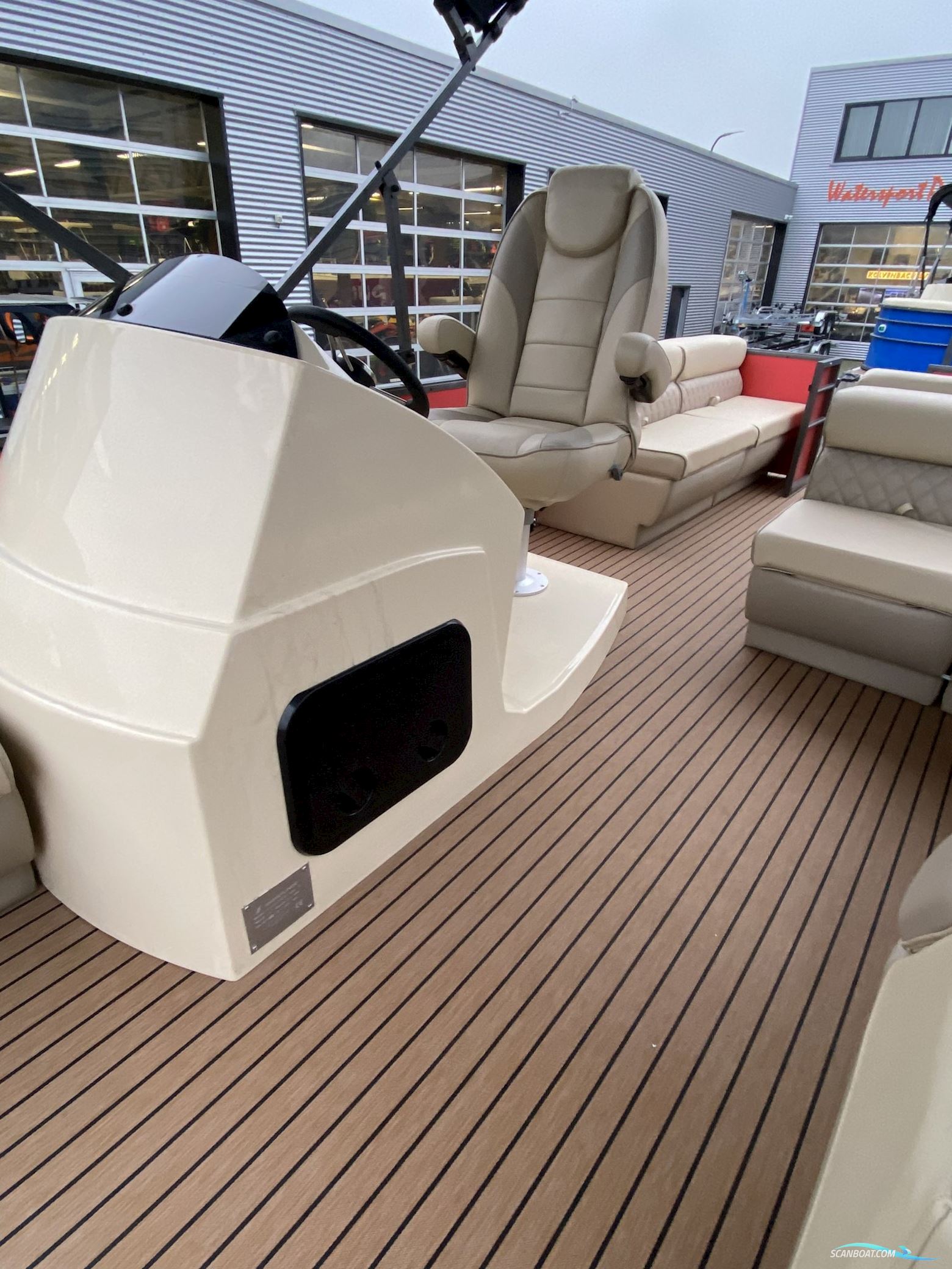 Pontoonboot 25FT 3-Tubes Red