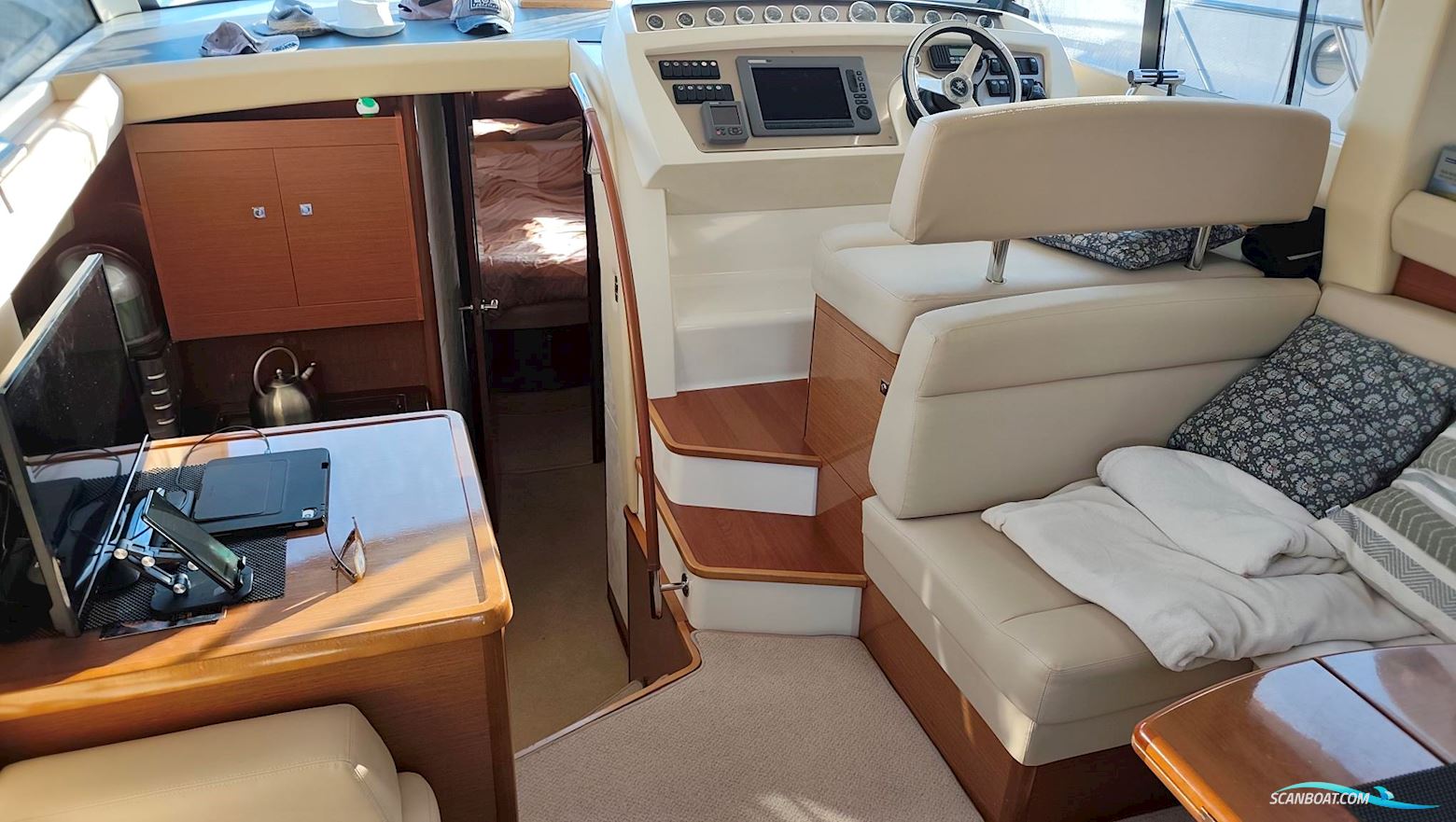 Prestige 39