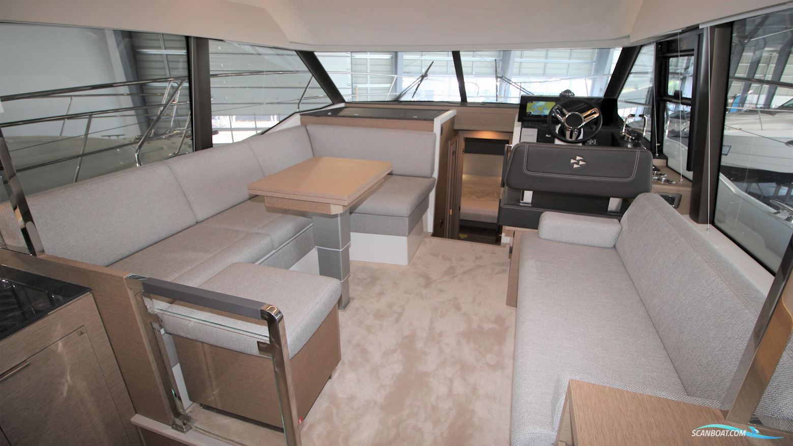 Prestige 420 Fly